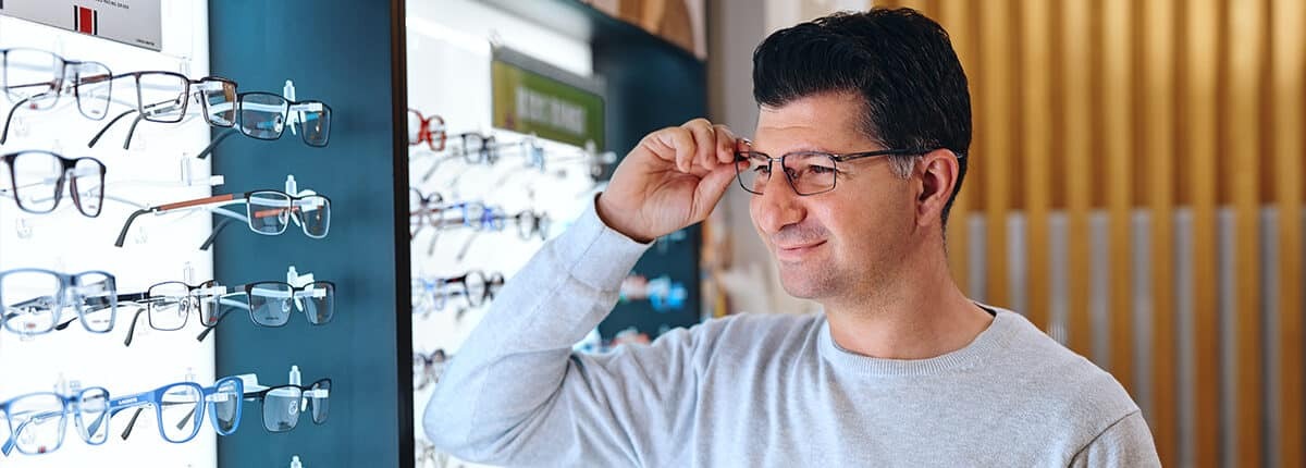 Top-Tips-Shopping-for-New-Glasses